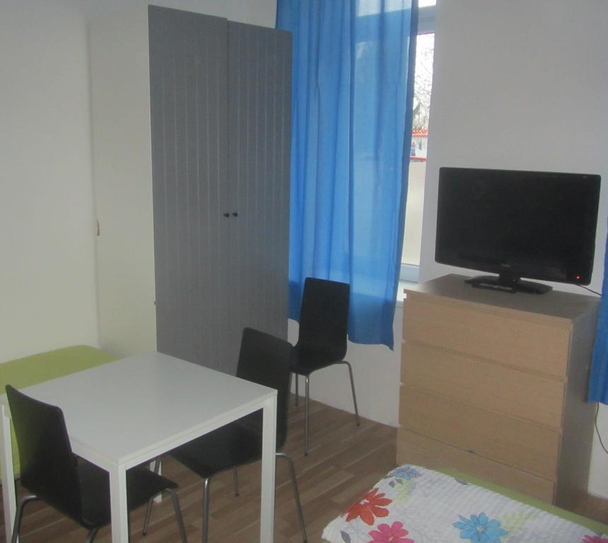 Apartments Messe-Prater Wina Bagian luar foto